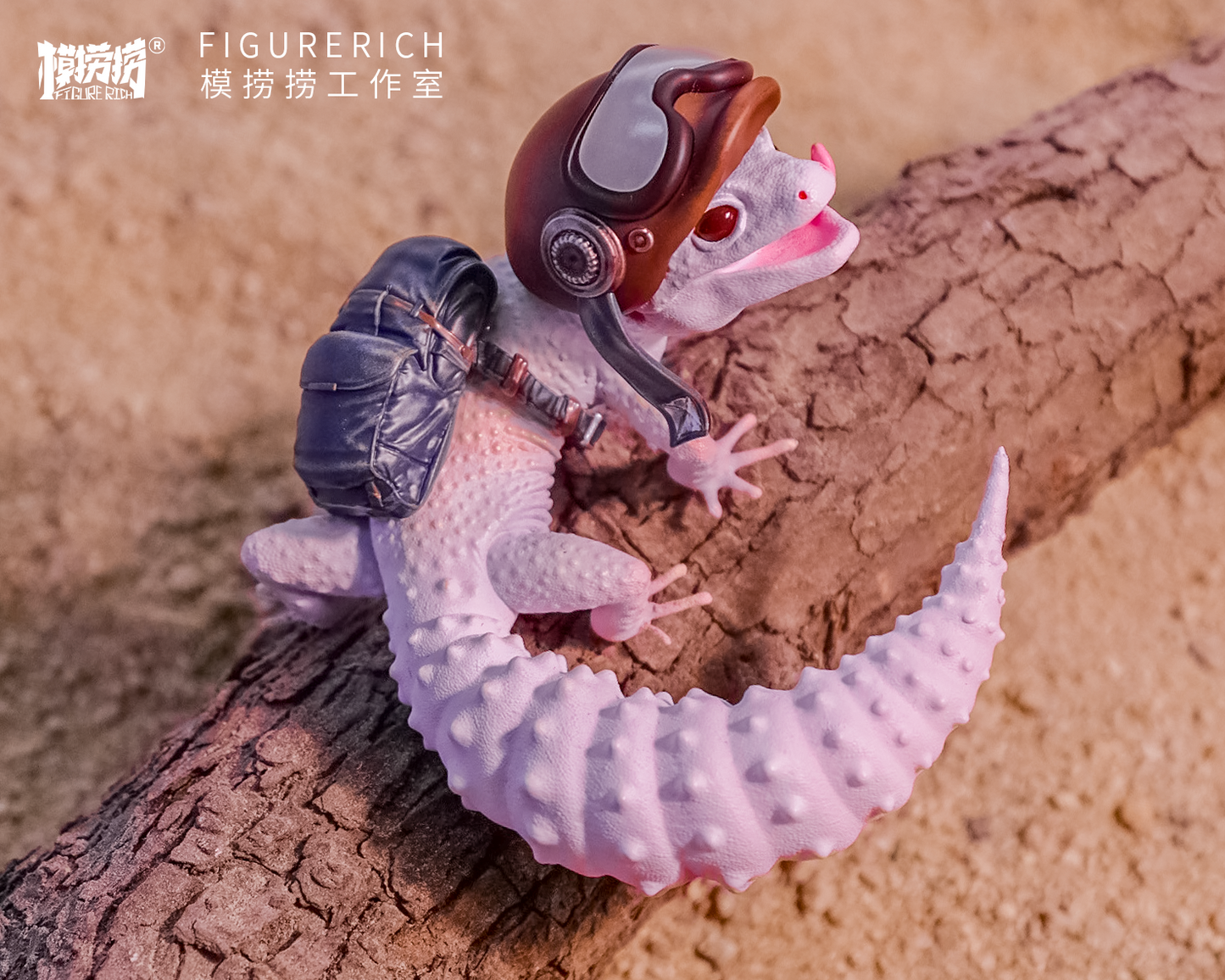 GECKO DAYDREAM SERIES – BANA’s Pilot Dream 1:1 Scale Designer Figure-FRDF001-2(White)